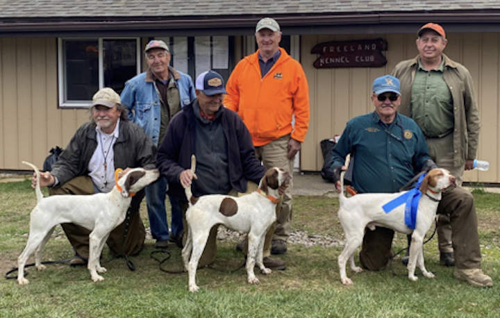Amateur Horsback Shooting Dog Winners. From left to right: Larry King with L F Dialing Samantha, Jim Wilkinson, Ernie Saniga with Jubullee, Judge Marty Zukovich, Roger Dvorak with Nottingham's Storm Warning and Judge John Capocci